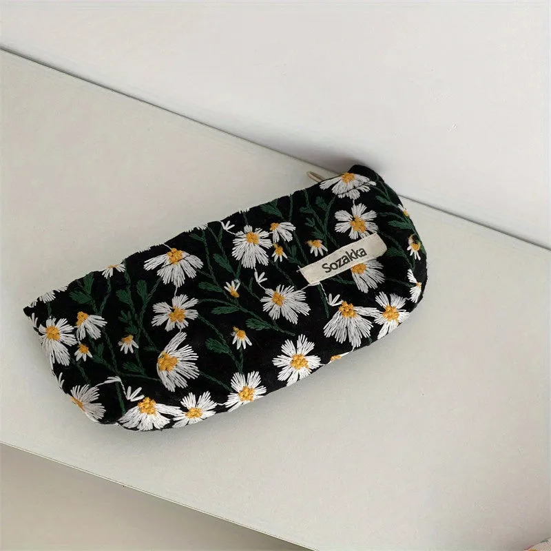 Stylish Daisy Embroidered Makeup Pouch for Travel  Toiletries